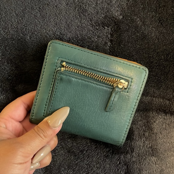 Mini Fossil Wallet - Picture 4 of 5